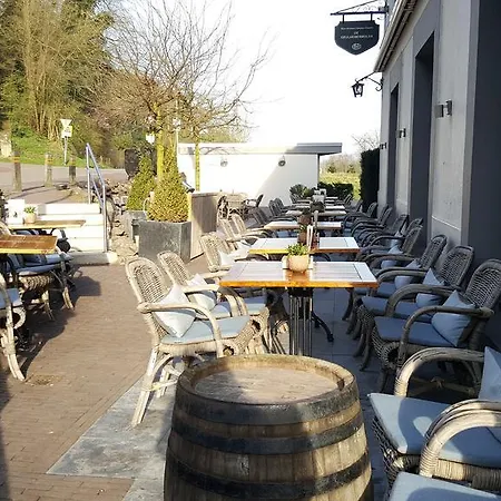 فندق Tavern De Geulhemermolen *